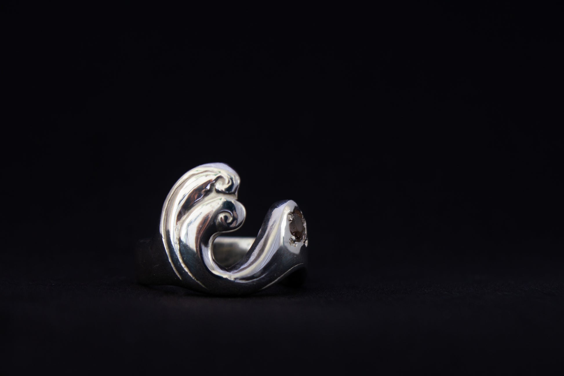 one of a kind sterling silver and spinel sculptural ring handmade Ireland black background